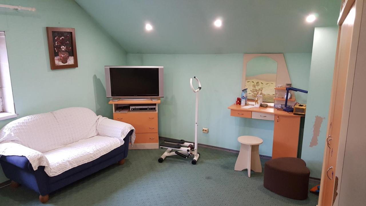 Casele Lena Bed & Breakfast Aldesti  Exterior photo
